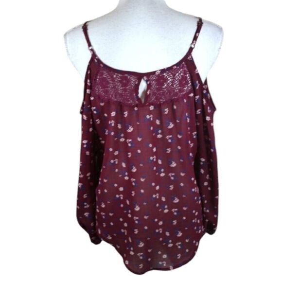 REWIND BURGUNDY FLORAL COLD SHOULDER TOP SZ.S EUC - Picture 2 of 3